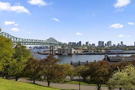 100 Boatswains Way #302 Chelsea, MA 02150