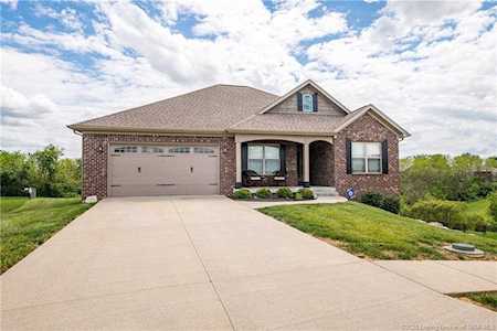 3210 Timberlake Ct Jeffersonville, IN 47130