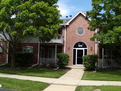 1214 Chalet Rd #202 Naperville, IL 60563