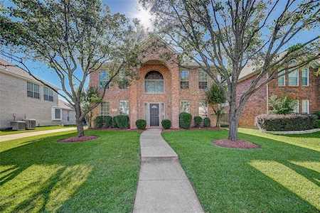 309 Glen Hollow Keller, TX 76248
