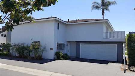 363 Seville Lane Costa Mesa, CA 92627