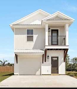 424 Raven Ln Panama City, FL 32404