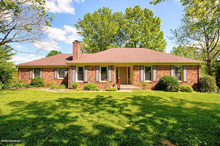 4008 Carriage Hill Dr Crestwood, KY 40014