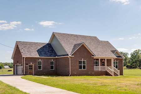 2480 Unionville Deason Rd Bell Buckle, TN 37020