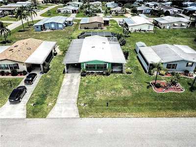6240 Greenfinch Rd Englewood, FL 34224
