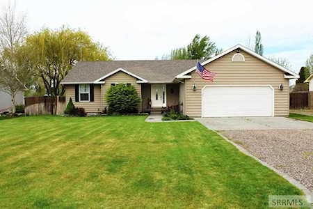 1547 N 750 E Shelley, ID 83274