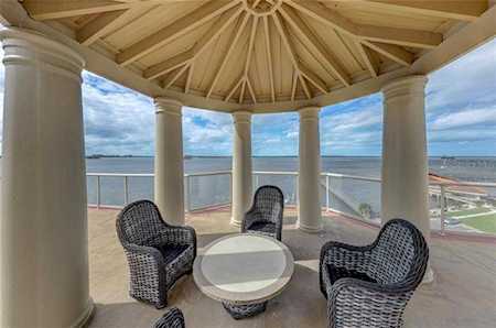 600 Edgewater Dr #601 Dunedin, FL 34698