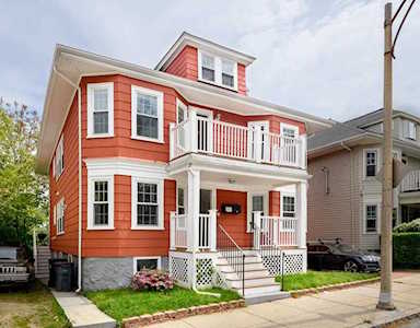 1554 Centre Street #1 Boston, MA 02131