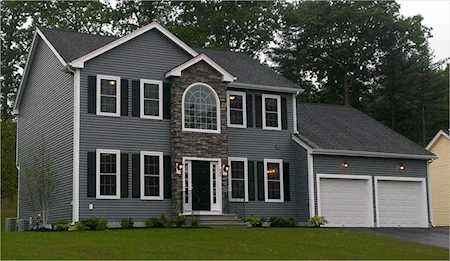 56 Roosevelt Drive Northbridge, MA 01534