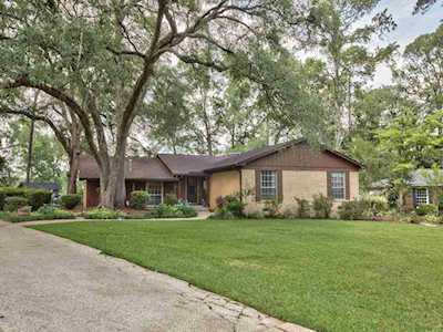 3242 Dungarvin Drive Tallahassee, FL 32309