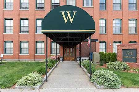54 Green St #410 Leominster, MA 01453