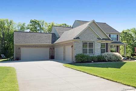 1151 Xanadu Ct Brighton Twp, MI 48114