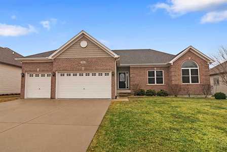352 Andover Dr Oswego, IL 60543