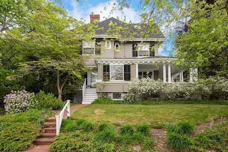 126 Mount Vernon St Winchester, MA 01890