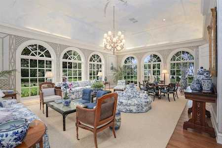 4470 Worth Dr Jacksonville, FL 32207