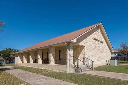 17406 Village Dr Dripping Springs, TX 78620