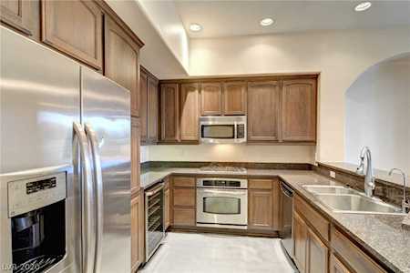 32 Serene Ave #110 Las Vegas, NV 89123