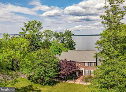 19 Potomac Overlook Ln Stafford, VA 22554