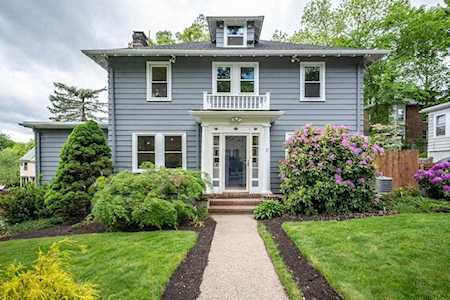 25 Avondale Rd Newton, MA 02459