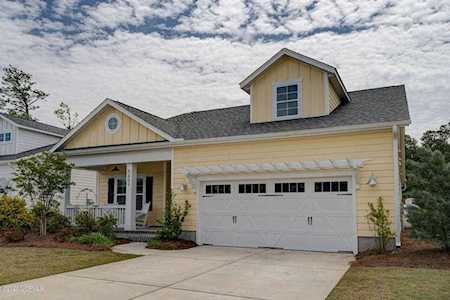5609 Brown Pelican Lane Wilmington, NC 28409