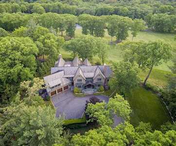192 Meadowbrook Road Weston, MA 02493