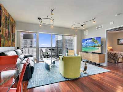 800 Brazos St #1203 Austin, TX 78701