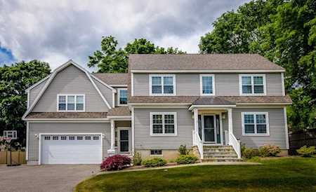 3 Gilbert Rd Natick, MA 01760