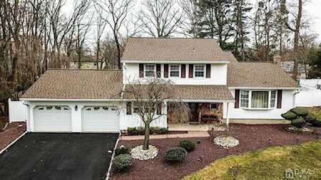6 Wind Beam Court East Brunswick, NJ 08816