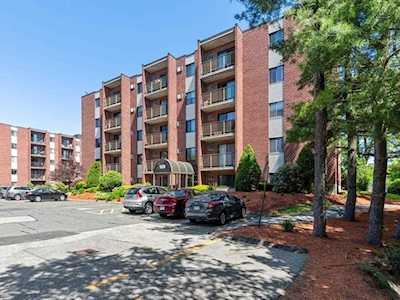 135 Franklin St #404 Stoneham, MA 02180