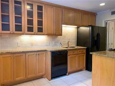407 E 45th St #114 Austin, TX 78751