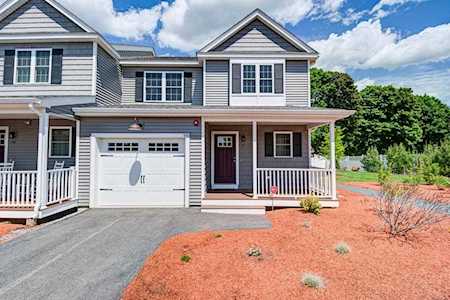 96 Ice House Lndg #96 Marlborough, MA 01752