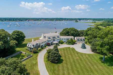 756 Point Rd Marion, MA 02738
