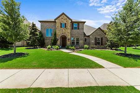 861 Fountain View Court Allen, TX 75013