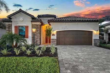17467 Hickok Belt LOOP Bradenton, FL 34211
