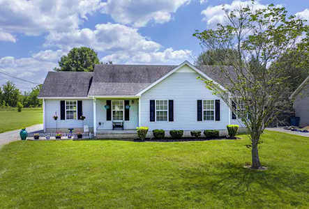 5727 Constantine Dr Rockvale, TN 37153