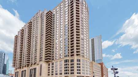 530 N Lake Shore Dr #1502 Chicago, IL 60611