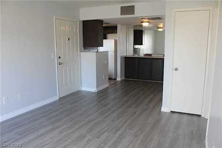 8070 W Russell Rd #2055 Las Vegas, NV 89113