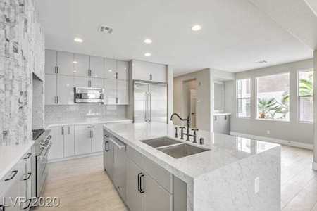 3290 Mission Creek Ct Las Vegas, NV 89135