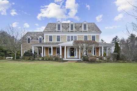 44 Mounce Farm Way Marshfield, MA 02050