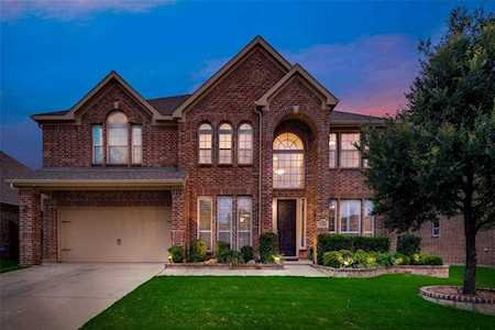 1390 Sandhurst Drive Roanoke, TX 76262
