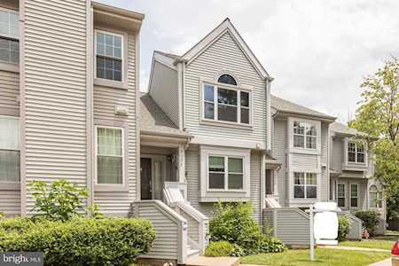 6003 Creekstone Ln Centreville, VA 20120
