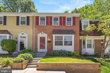1806 Foxdale Ct Crofton, MD 21114