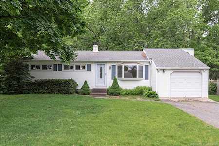 58 Manor Road Southington, CT 06479