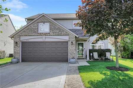 6725 Wimbledon Drive Zionsville, IN 46077