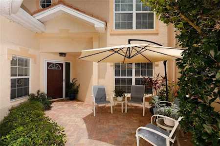 219 Woods Point Rd Osprey, FL 34229