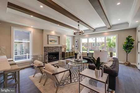 1600 Great Falls St Mclean, VA 22101