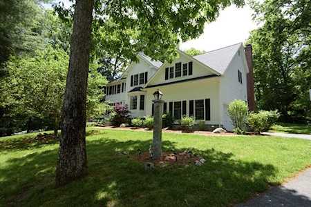 7 Jennifer Drive Westford, MA 01886