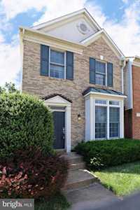 3932 Kathryn Jean Ct Fairfax, VA 22033