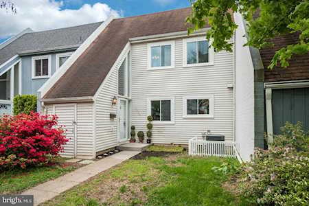 1576 Goldenrain Ct Reston, VA 20190