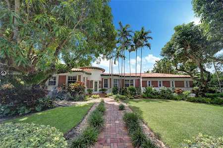 526 Grand Concourse Miami Shores, FL 33138